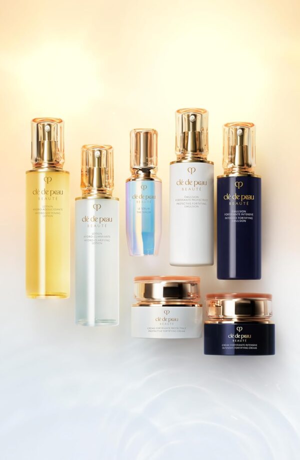 Cle de Peau Beaute, Hydro-Softening Lotion Refill - Image 3